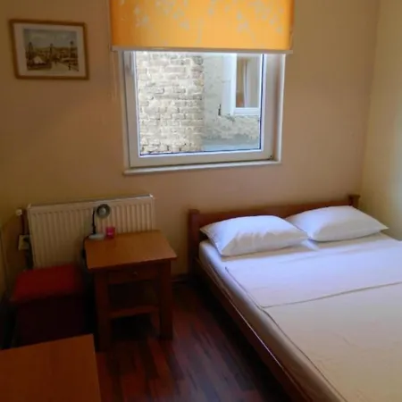 Bed & Breakfast Pansion Centar Tuzla